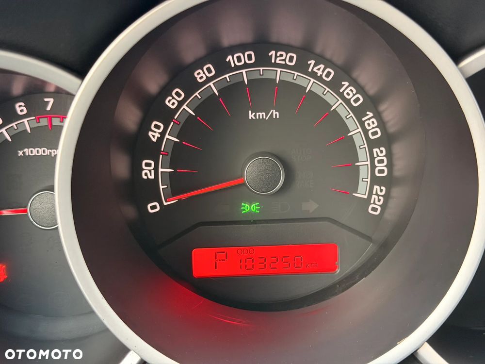 Kia Venga 1.6 CVVT Automatik Titanium Collection - 22