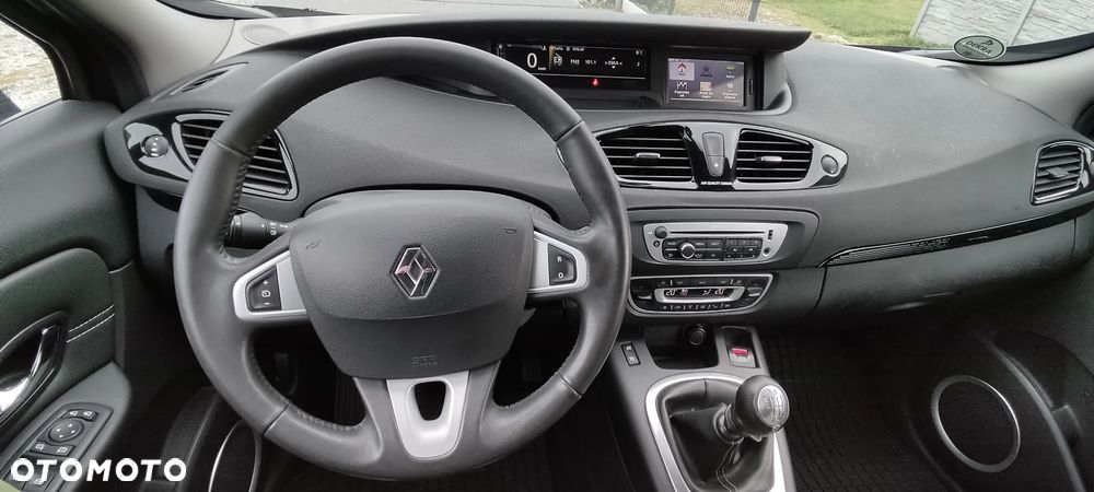Renault Scenic 1.6 dCi Energy Privilege - 12