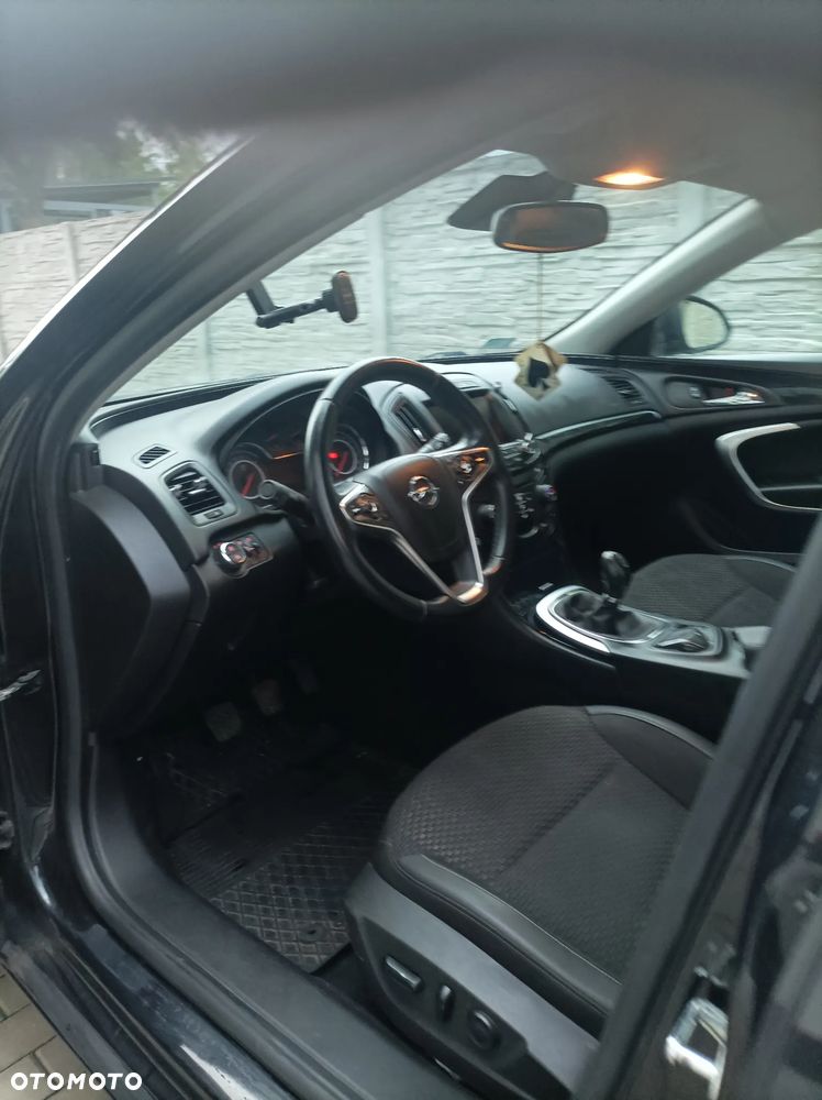 Opel Insignia 1.4 T Active S&S - 11