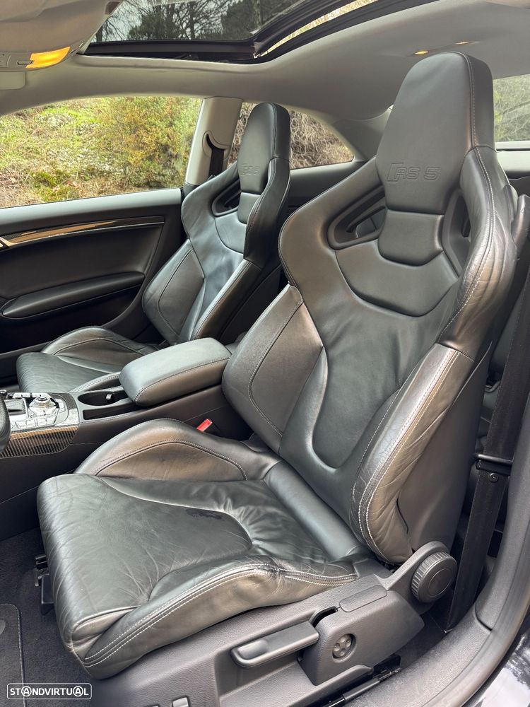 Audi RS5 4.2 FSi quattro S tronic - 47