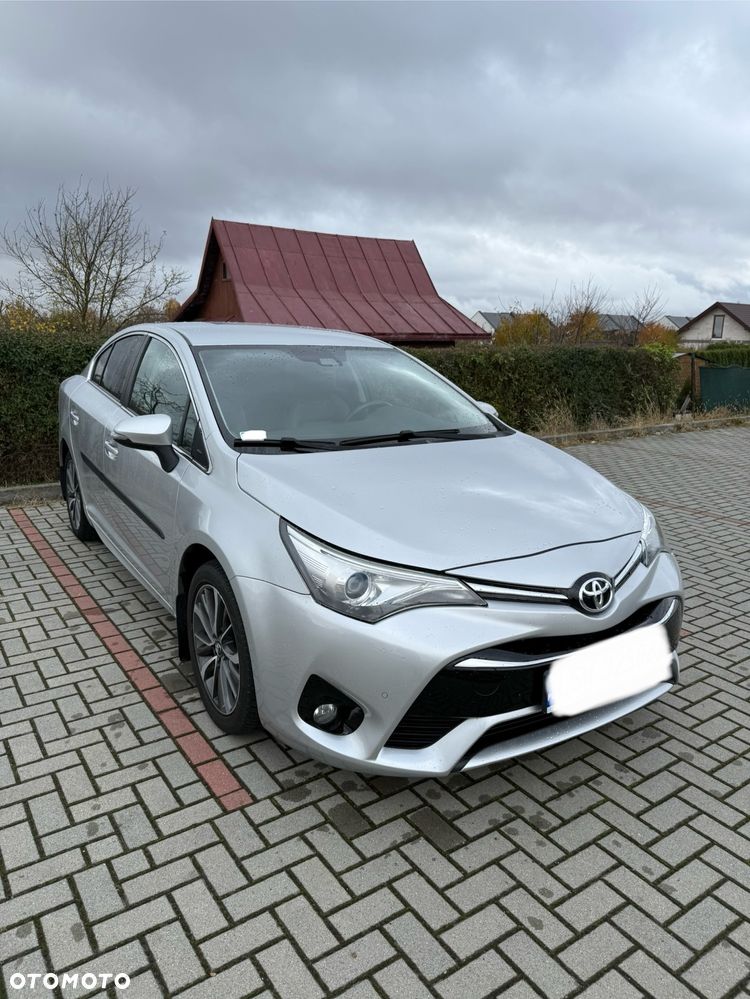 Toyota Avensis - 2