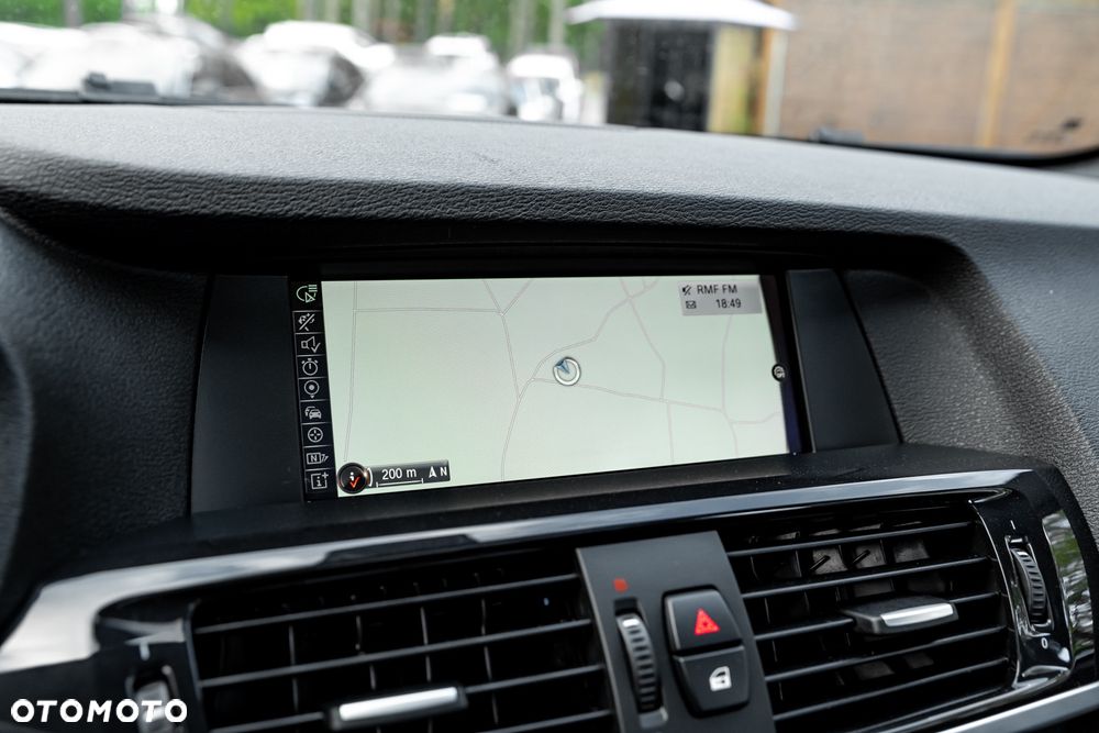 BMW X3 xDrive20d - 32