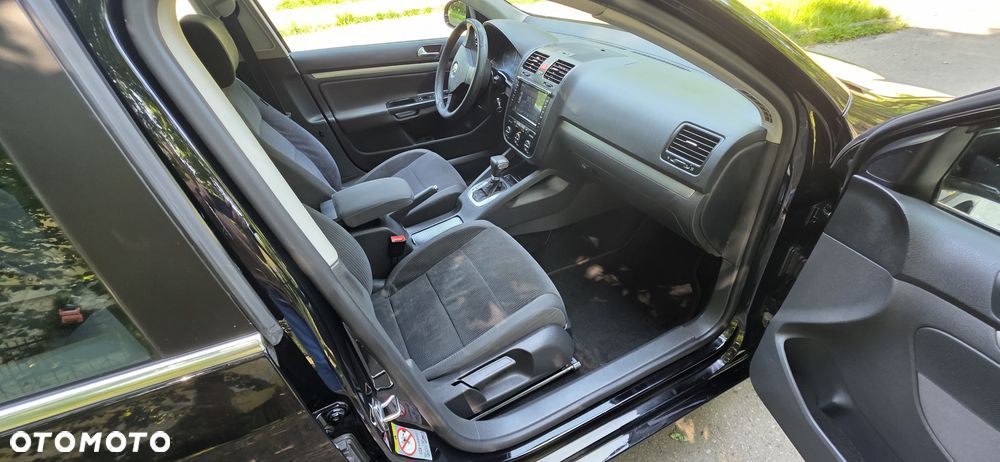 Volkswagen Jetta 2.0 TDI DPF Sportline DSG - 16