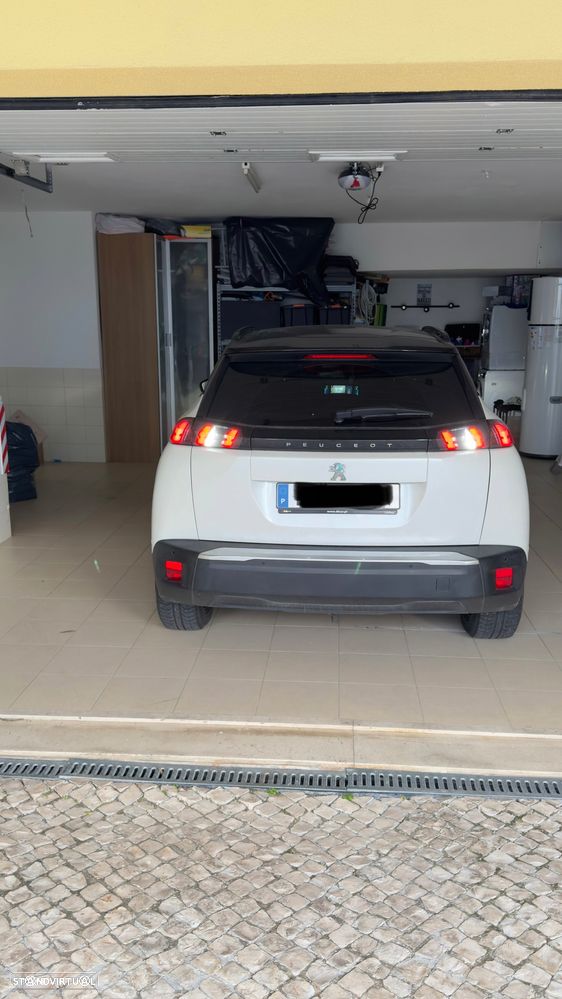 Peugeot e-2008 156 GT Exclusive - 11