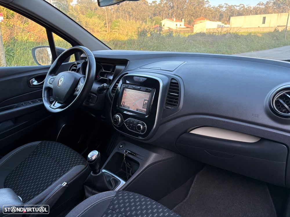 Renault Captur 0.9 TCE Exclusive - 19