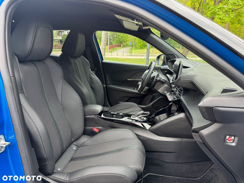 Peugeot 2008 1.5 BlueHDi GT Line S&S EAT8 - 23