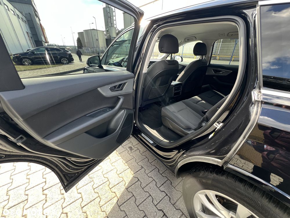 Audi Q7 - 10
