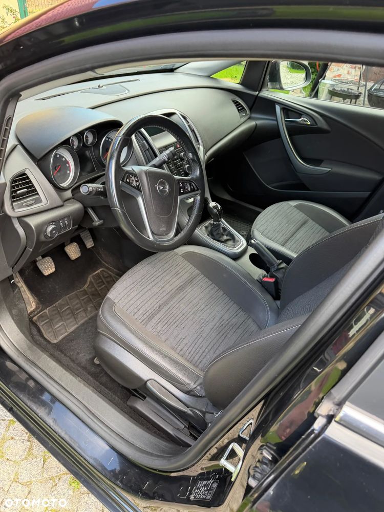 Opel Astra 1.4 T EU6 - 5