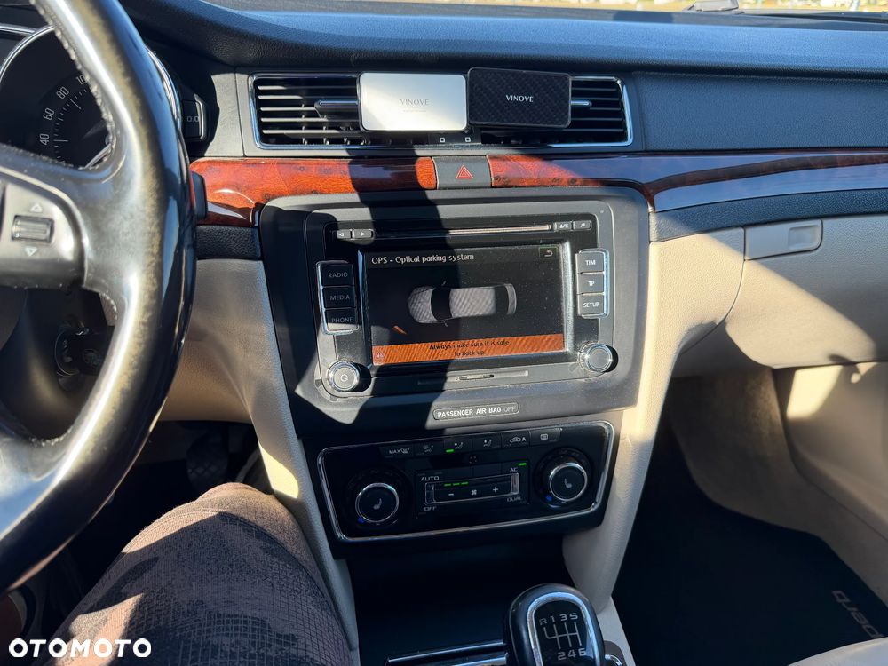 Skoda Superb 2.0 TDI Elegance - 3