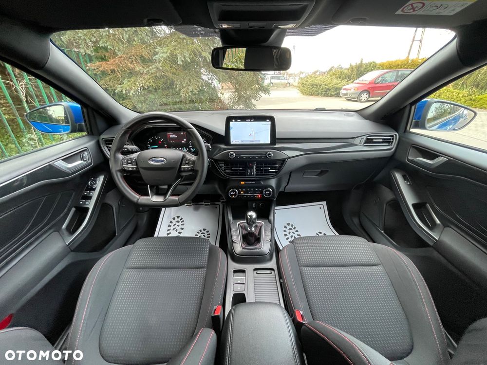 Ford Focus 1.5 EcoBlue Start-Stopp-System ST-LINE X - 23