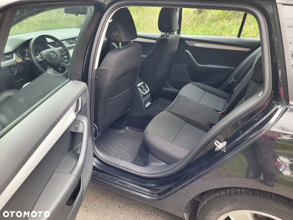 Skoda Octavia 2.0 TDI Elegance - 9