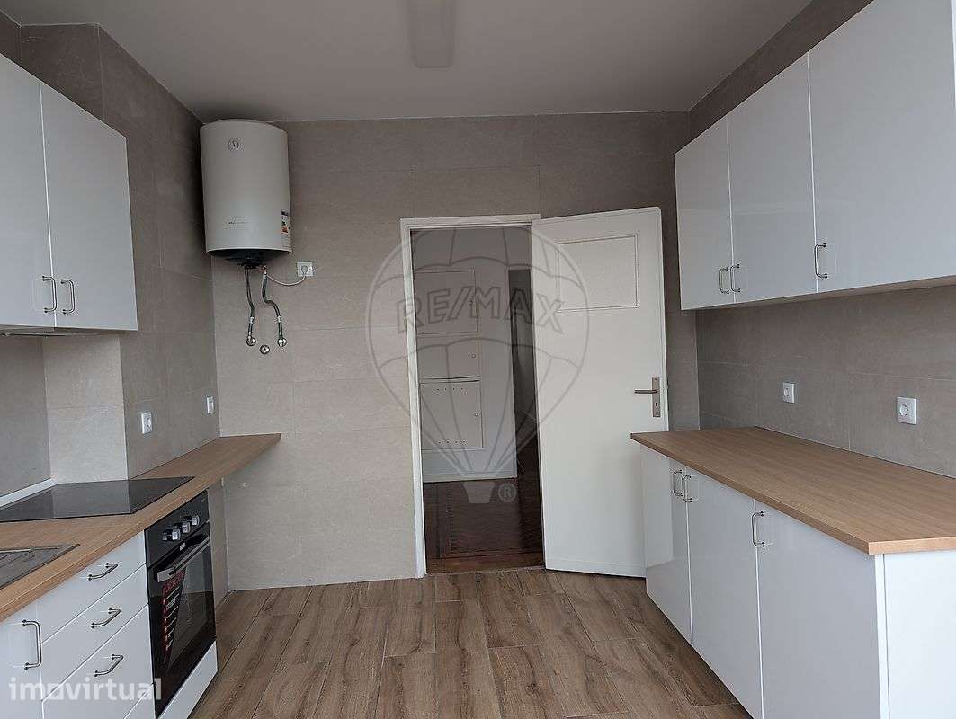 Apartamento T2 para arrendamento - Grande imagem: 4/19