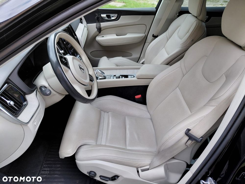 Volvo XC 60 B5 B AWD Inscription - 8