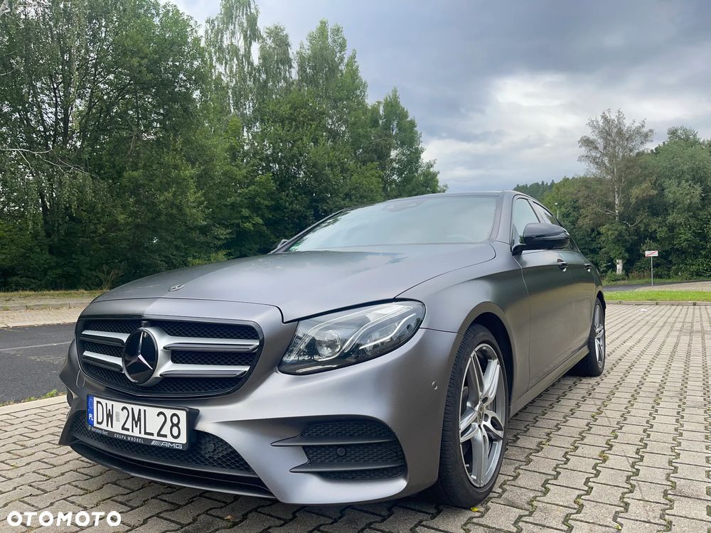 Mercedes-Benz Klasa E - 1