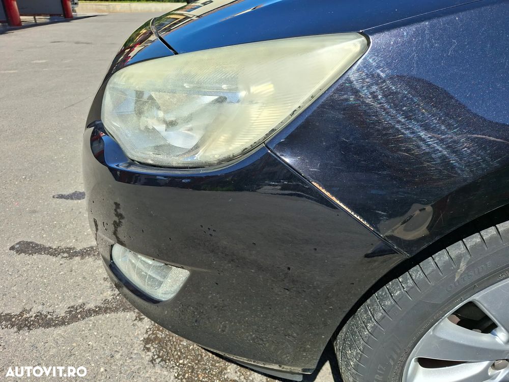 Opel Astra 1.7 CDTI DPF Cosmo - 7