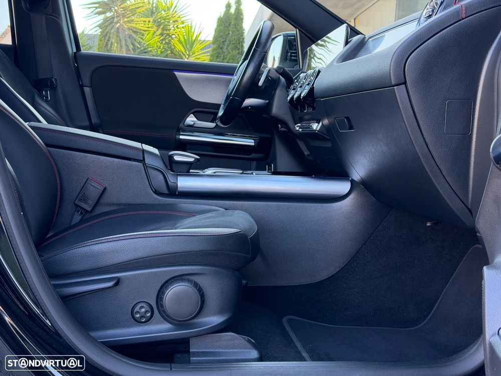 Mercedes-Benz EQA 300 4Matic - 14