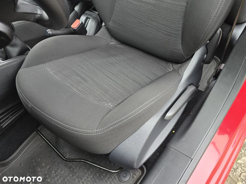 Peugeot 208 1.2 PureTech Style - 22