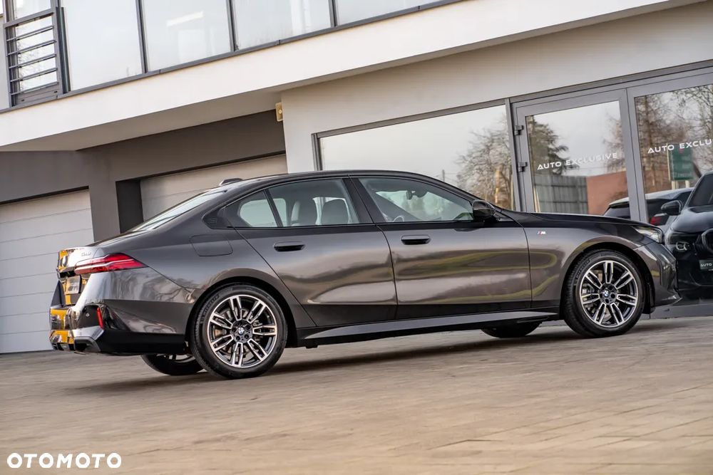 BMW Seria 5 - 26