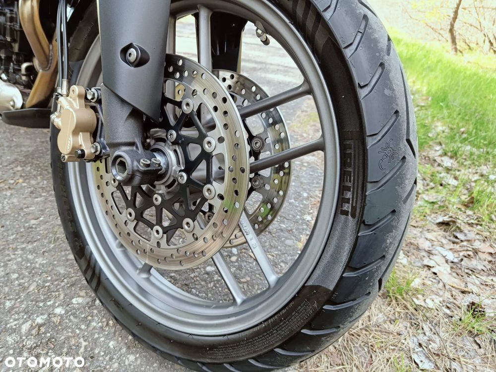 Triumph Tiger - 21