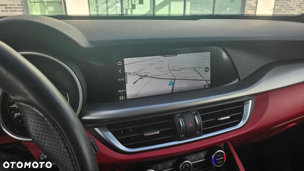 Alfa Romeo Stelvio 2.0 Turbo 16V AT8-Q4 Ti - 15