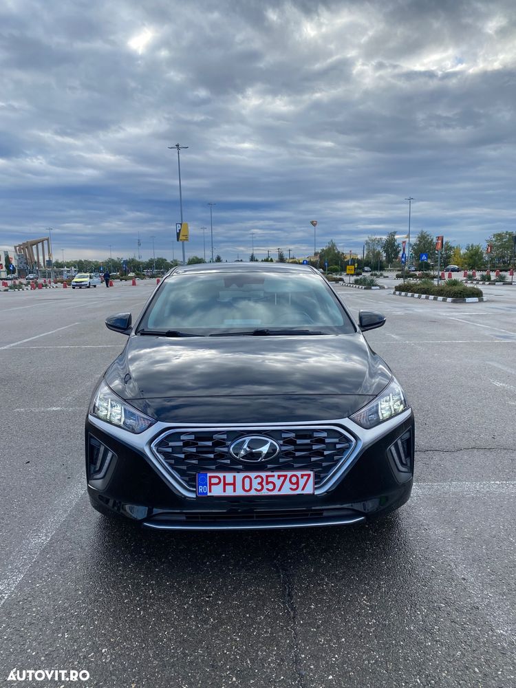 Hyundai IONIQ Hybrid 1.6 GDI - 1