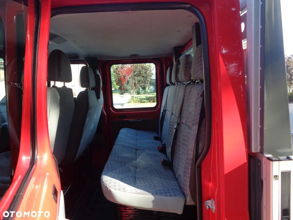 Ford Transit - 13