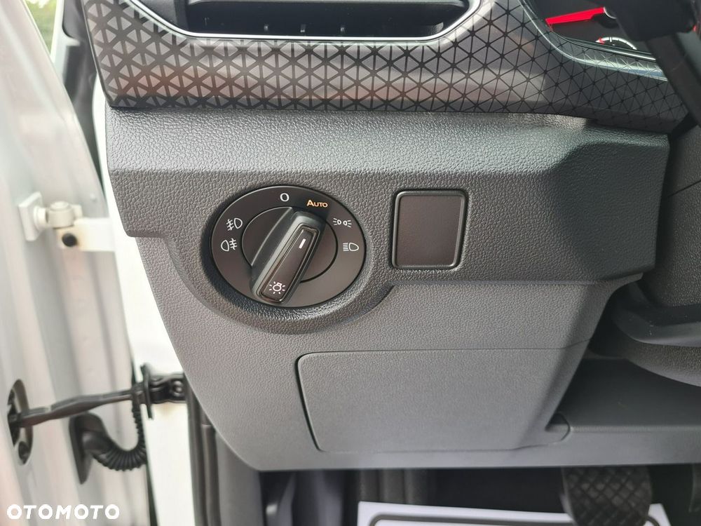 Volkswagen T-Cross 1.0 TSI Style DSG - 18
