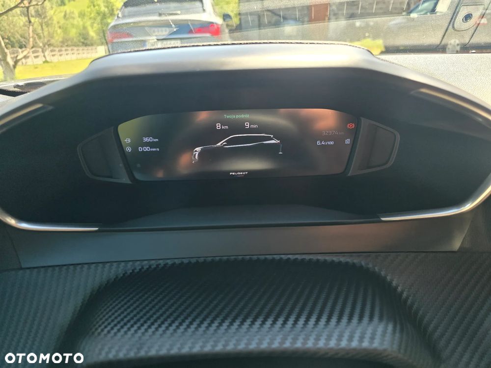 Peugeot 2008 PureTech 100 Allure S&S BVM6 - 18