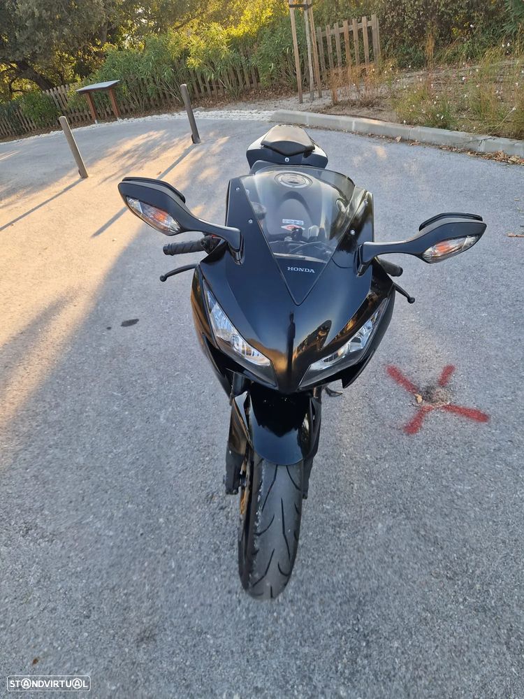 Honda CBR 1000RR  Possível Financiamento - 6