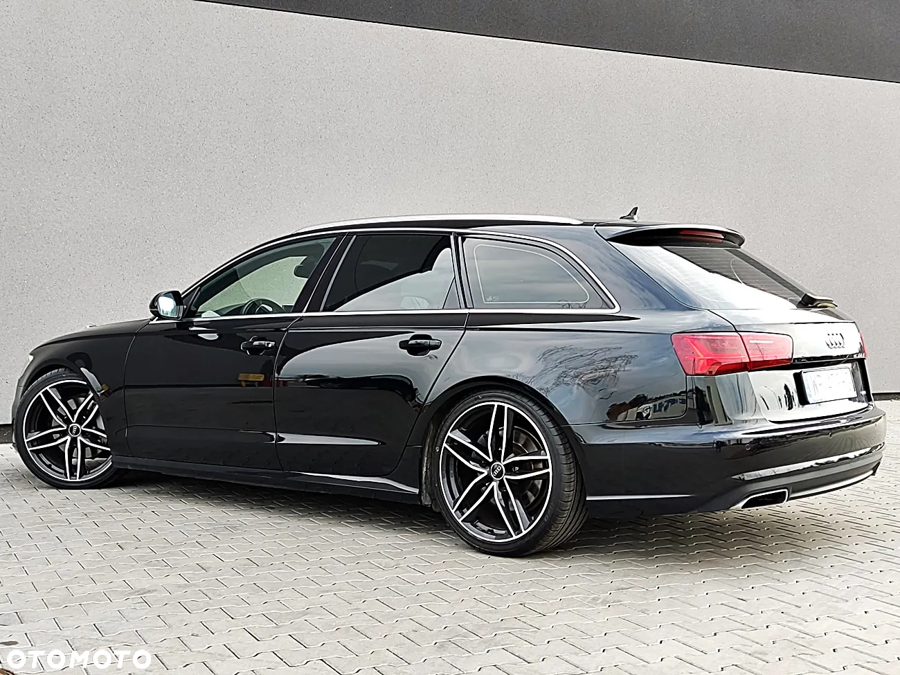 Audi A6 Avant 3.0 TDI quattro S tronic - 17