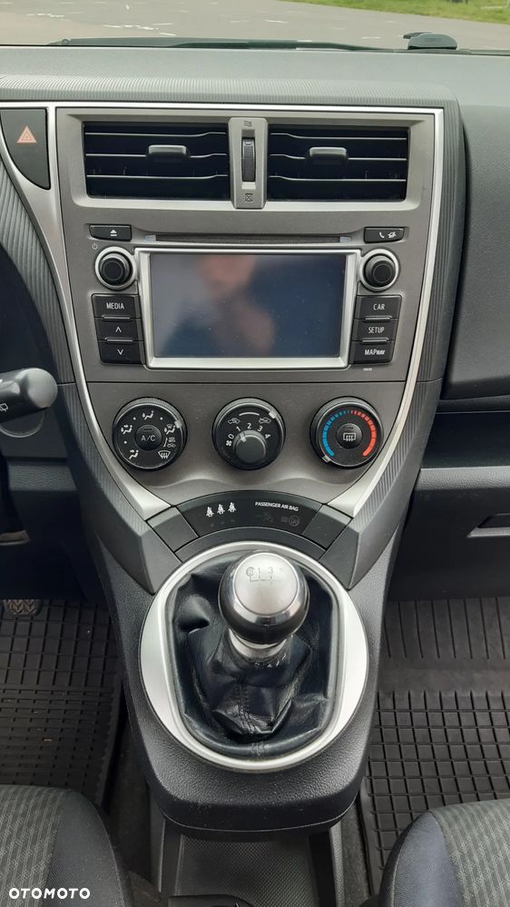 Toyota Verso S 1.4 D-4D Active - 10
