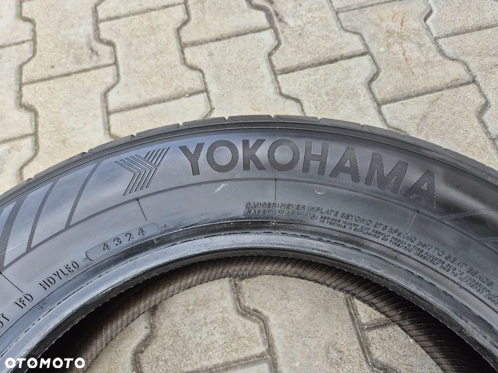 225/60 R18 104 W Yokohama Sport V107 Opony lato 2szt. 7mm - 3