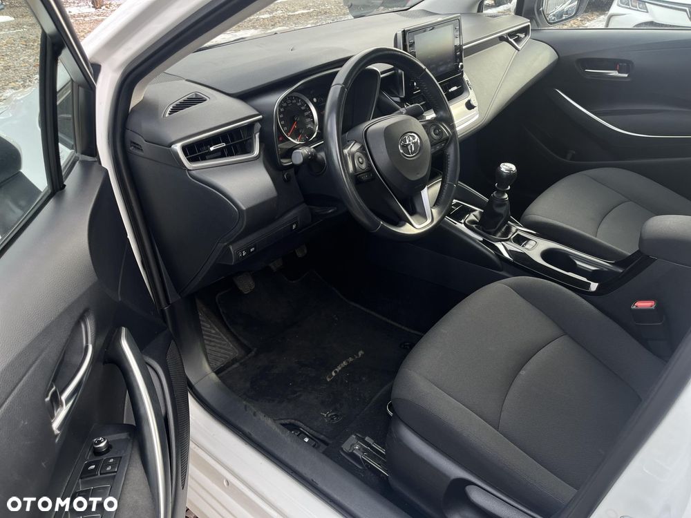 Toyota Corolla - 14