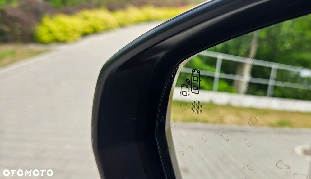 Peugeot 3008 BlueHDi 130 Stop & Start EAT8 Allure - 17