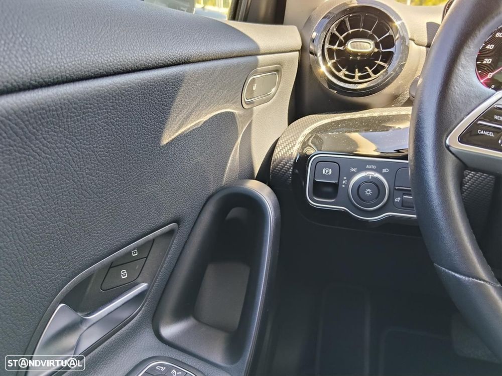 Mercedes-Benz A 200 Style Plus Aut. - 16