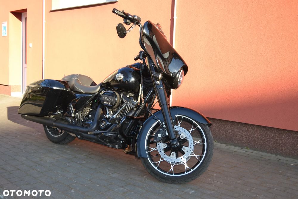 Harley-Davidson Touring Street Glide - 10