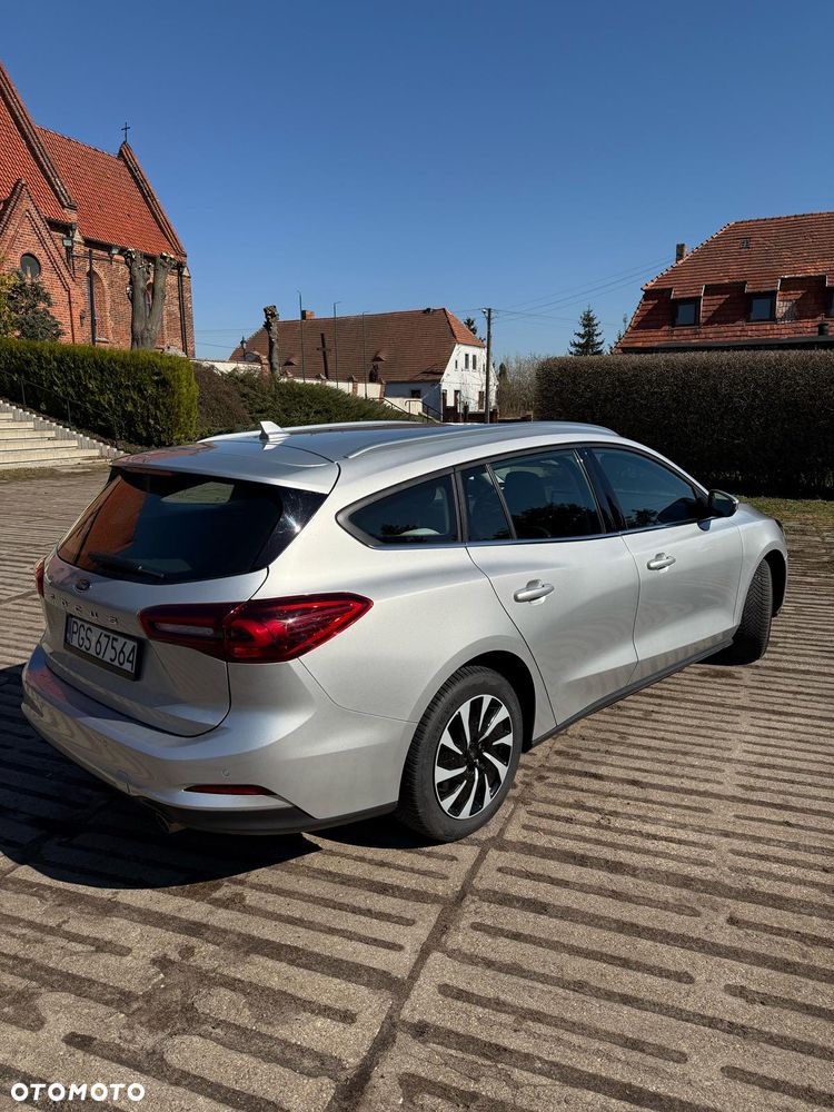 Ford Focus 1.5 EcoBlue STart-Stopp-System TITANIUM - 4