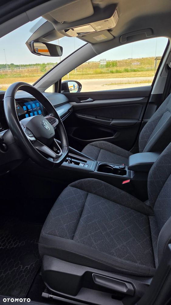 Volkswagen Golf 1.5 eTSI Life DSG - 19