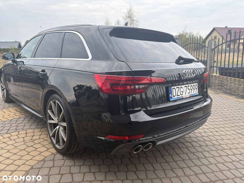 Audi A4 Avant 2.0 TDI S tronic quattro - 9