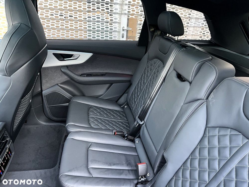 Audi Q7 - 18