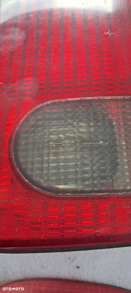 Lampa Tył Tylna w Klapę Błotnik Audi A8 D2 94-02 Oryginał - 6