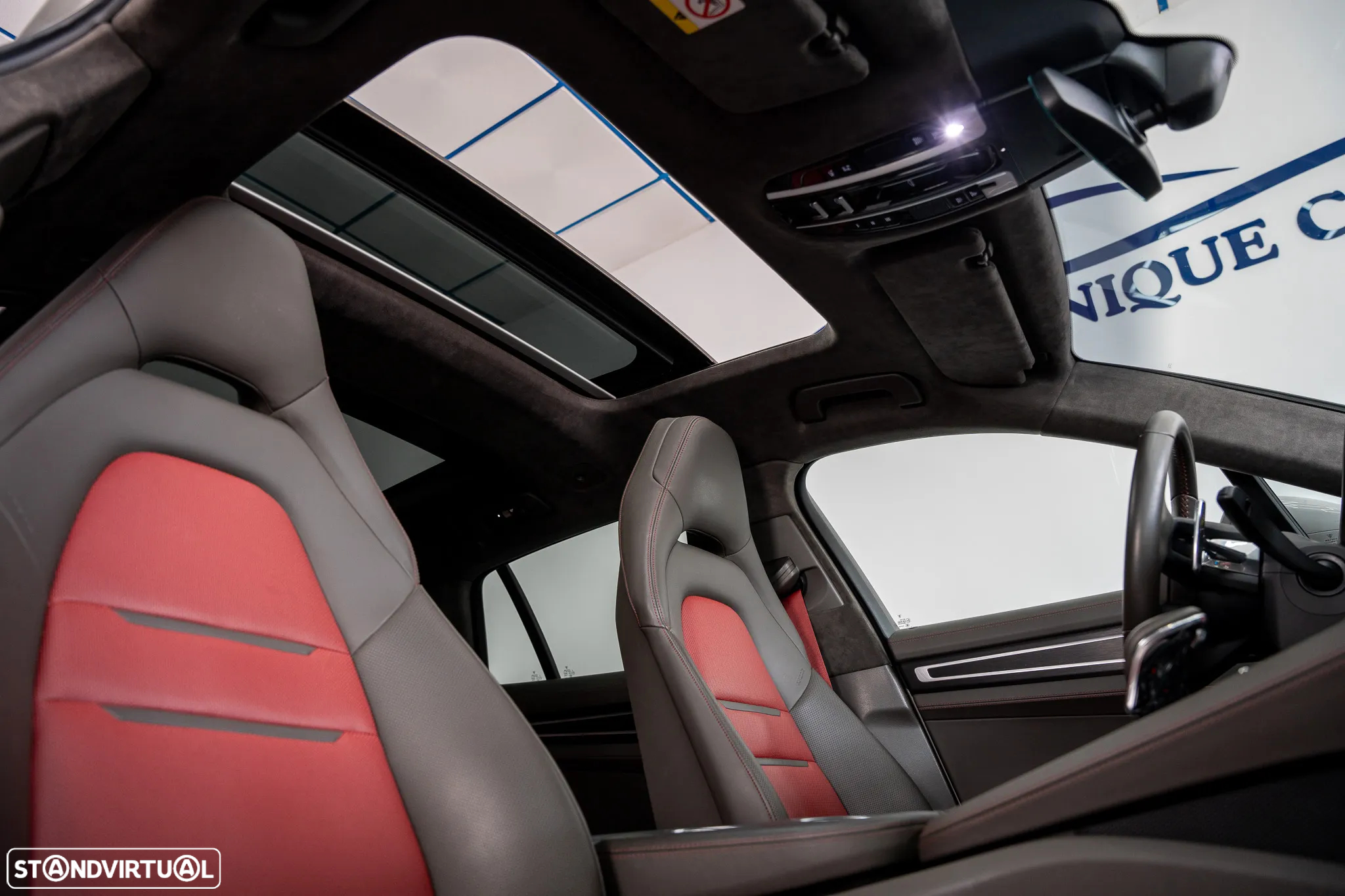 Porsche Panamera Sport Turismo 4S E-Hybrid - 13