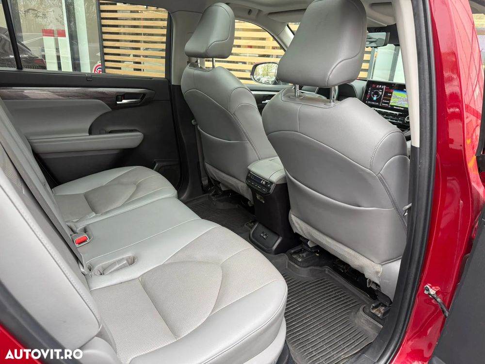 Toyota Highlander 2.5 L Dynamic Force 248CP Luxury Pearly - 8