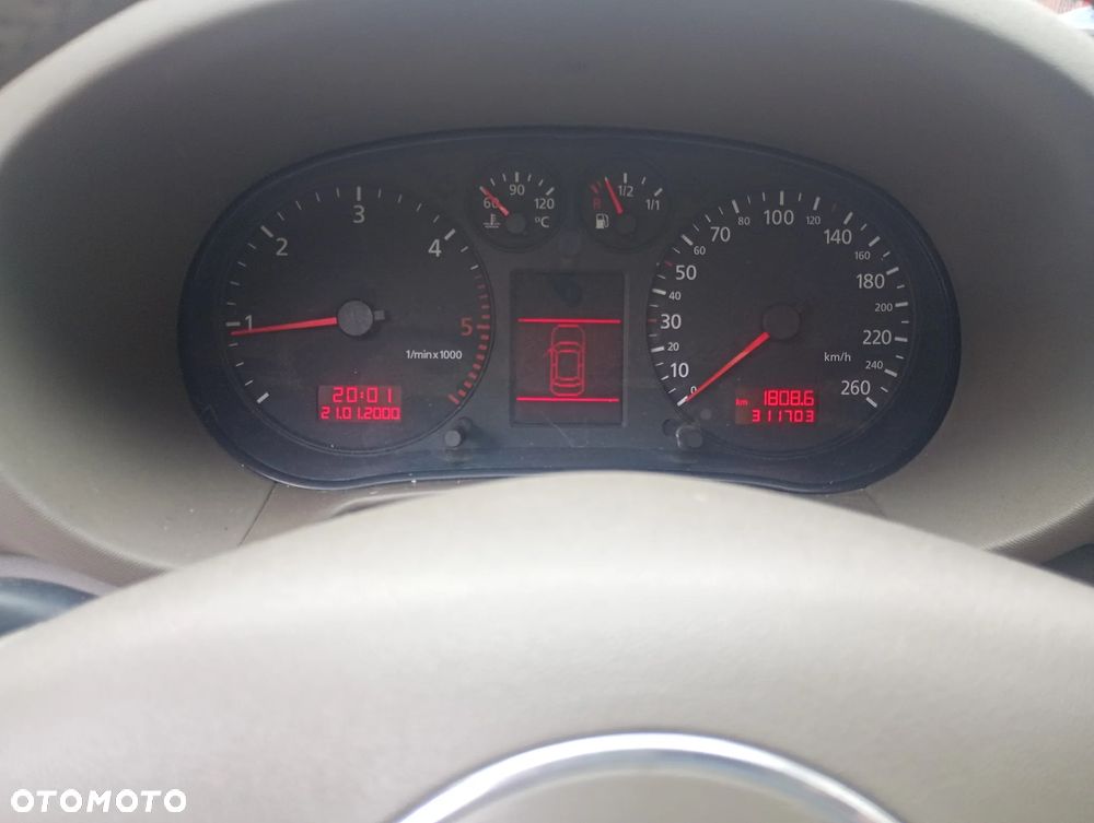 Audi A3 Sportback 1.9 TDI Ambiente - 12