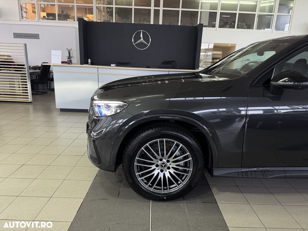 Mercedes-Benz GLC 220 d 4Matic 9G-TRONIC AMG Line Advanced - 3