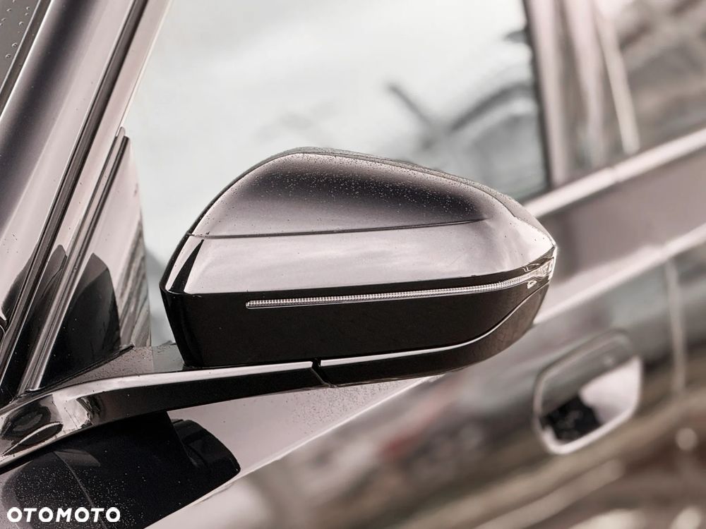 BMW Seria 5 520i - 10