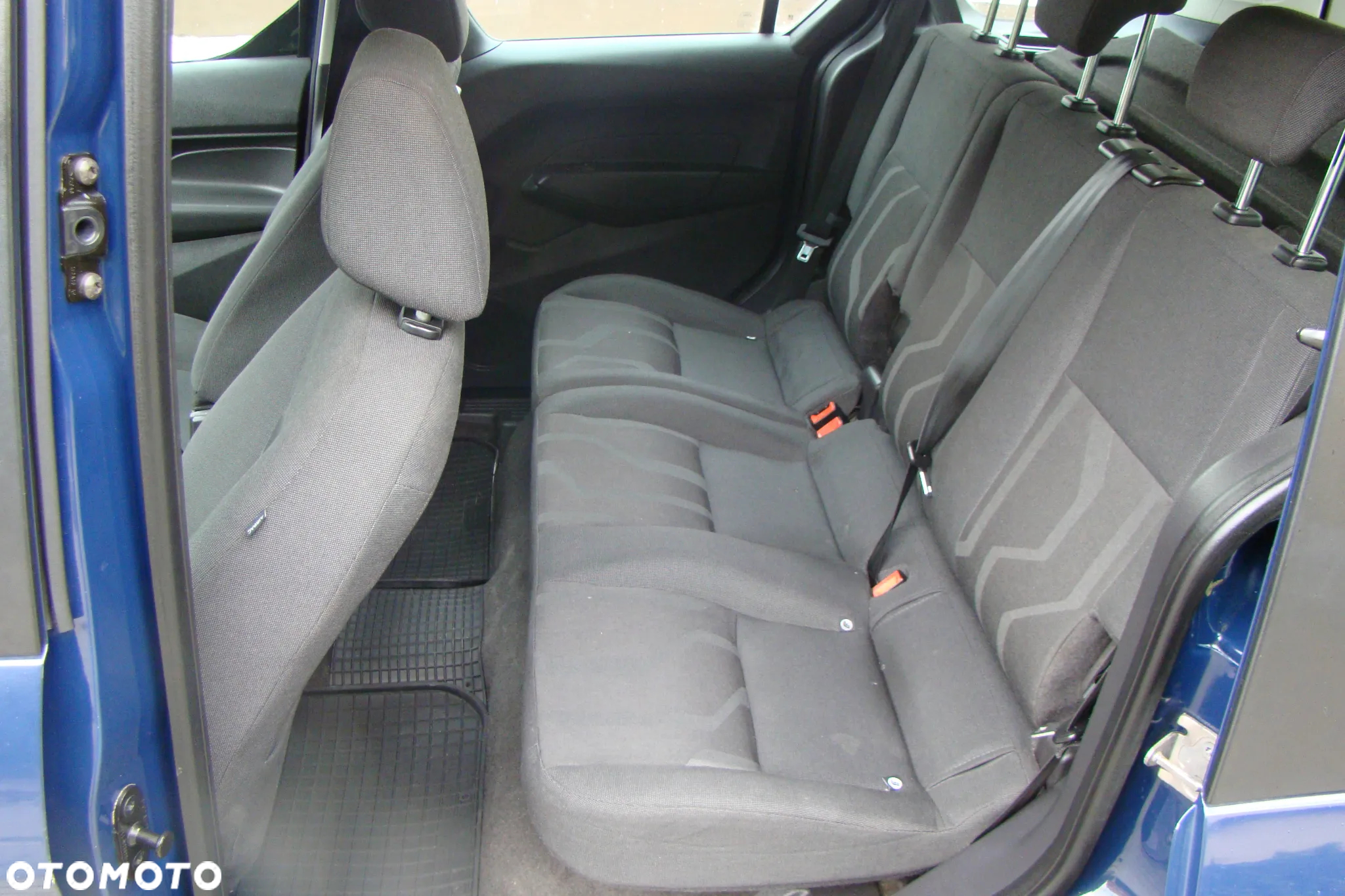 Ford Tourneo Connect - 14