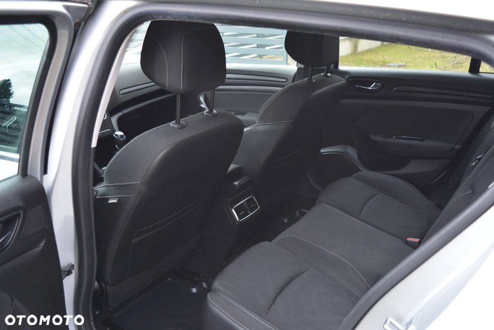 Renault Megane 1.5 Blue dCi Limited - 19