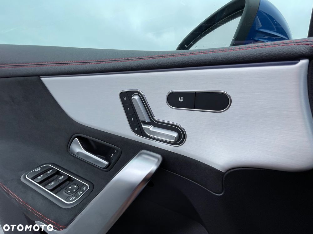 Mercedes-Benz CLA 200 mHEV AMG Line 7G-DCT - 14