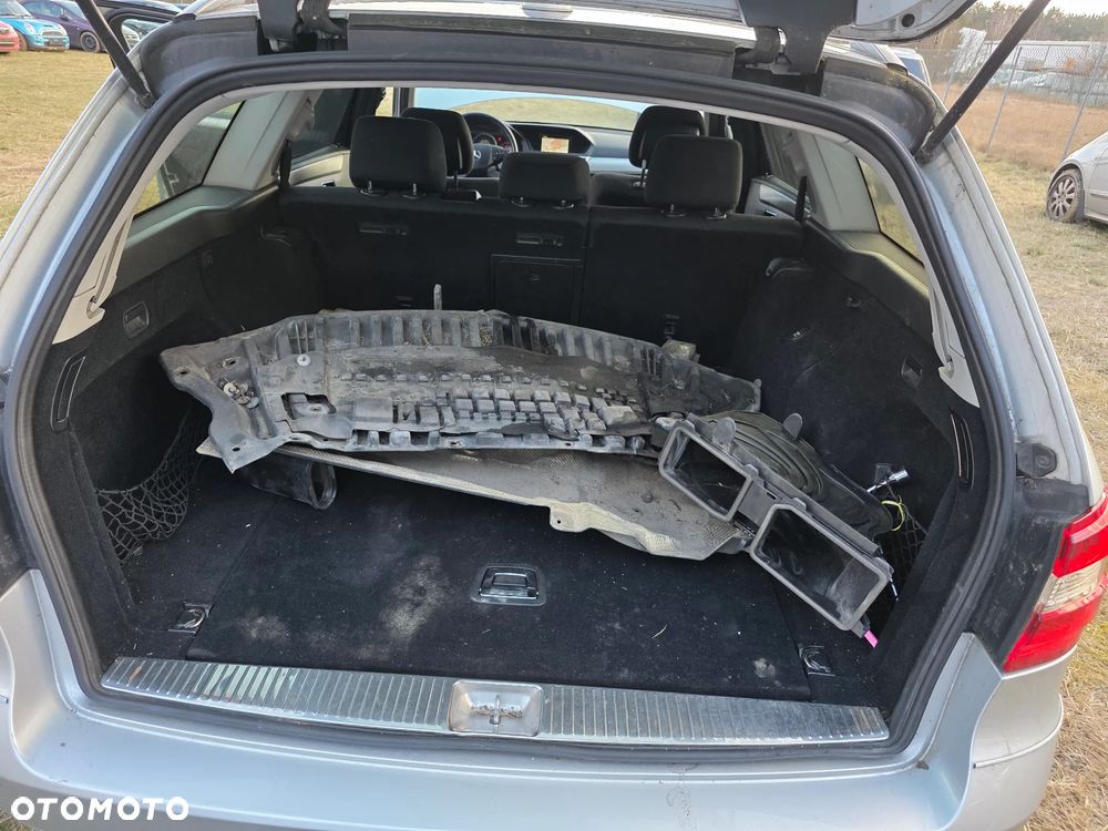 Mercedes-Benz Klasa E 200 CDI Elegance - 20